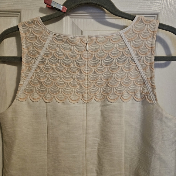 Loft Size 6 Sleeveless Dress Cream in Color - Picture 3 of 9